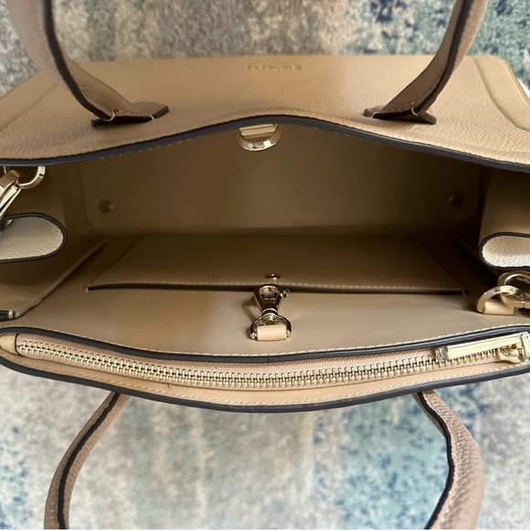 Kate Spade Satchel with dust bag - Picture 2 of 5